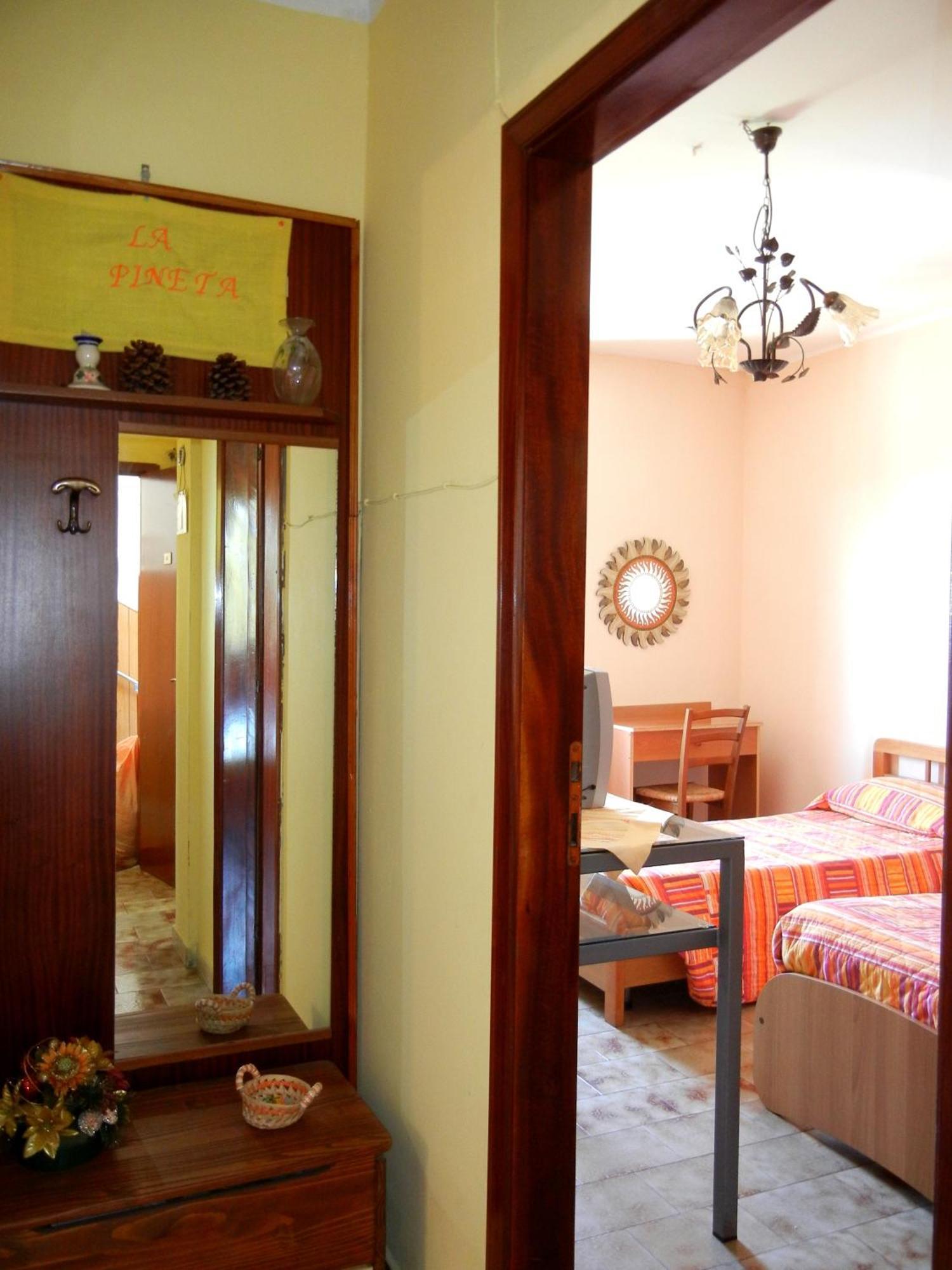 B&B La Pineta Реджо-ди-Калабрия Экстерьер фото
